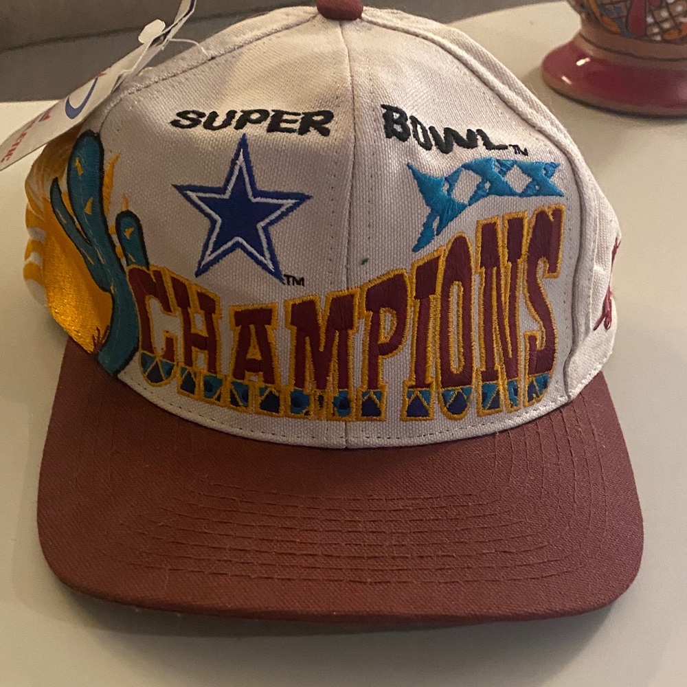 Vintage Dallas Cowboy Super Bowl 30 Champions Hat- cream/maroon